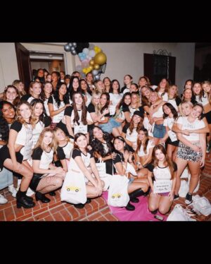 Caitlin Carmichael Instagram - best memories at the 714!🫶