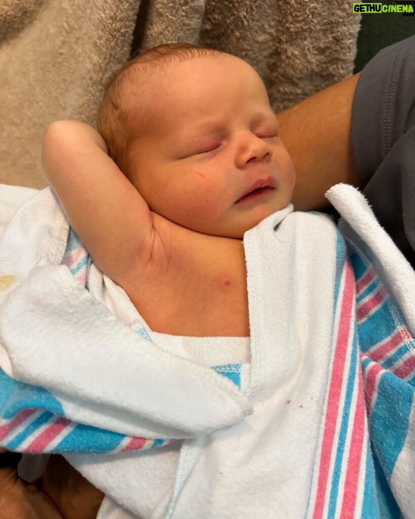 Caitlin Dechelle Instagram - i’m officially an aunt 🩵 • Theo James Dechelle • May 18, 2024• Congratulations to my brother @vincentdechelle & @krjdishm on their beautiful baby boy. He’s the cutest thing in the world.