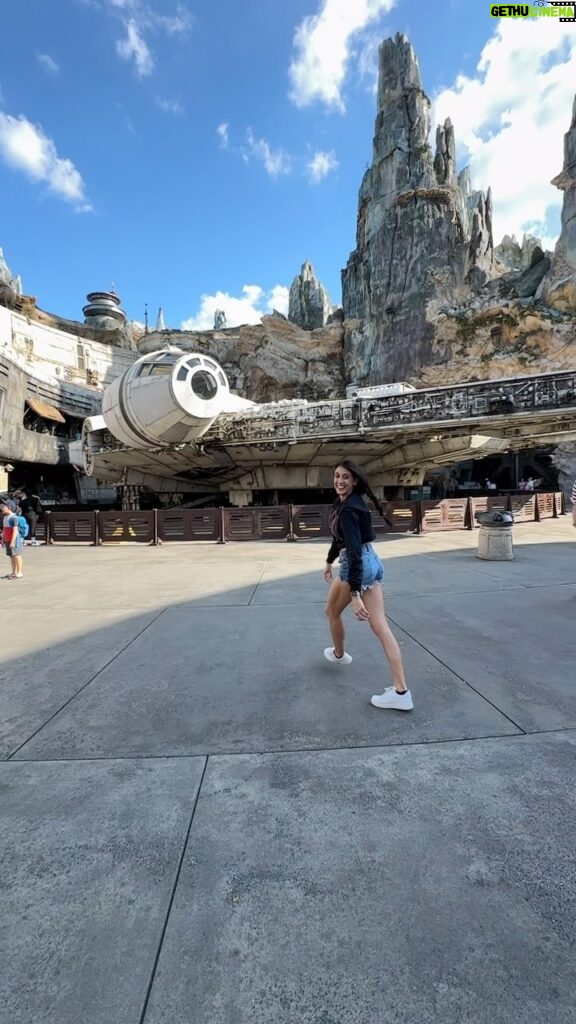Caitlin Dechelle Instagram - may the 4th be with you.