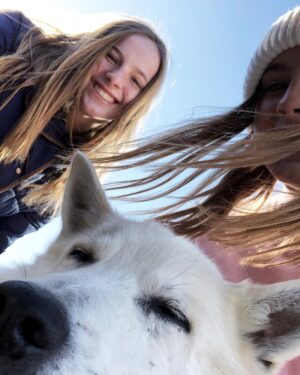 Cali Sheldon Instagram - Happy 16th birthday to my #1, my fav and my built in best friend. You are my soul mate and I’m so lucky to have you as my bestie! Love you so much and so excited for a lifetime of adventures with you! 🌟🌟🌟