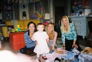 Cali Sheldon Instagram - The one where it all began.... #friends25 ❤️