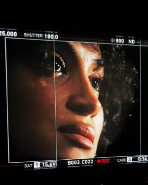 Camélia Jordana Instagram - En parallèle de l’inquiétude permanente ( mot microscopique bien loin du réel, puisque des mots, il n’y en a plus ) du risque de g*nocide en cours à G*za, j’essaie plein de choses. D’abord, me documenter, lire, regarder, écouter le plus possible. Je fais aussi des gros câlins à Pepper, c’est assez radical et instantané. Je fais du sport, je vois des gens au cœur large, des gens que j’aime. Des gens qui savent, qui voient, et qui sont dans l’action. J’essaie à ma toute toute toute petite échelle de l’être tant que possible. Je vous en parle bientôt d’ailleurs. Je me transforme encore en d’autres femmes, résistantes parfois, le temps d’une image. Je pense à elles toutes. Aux otages. Aux autres aussi. Je prie. Et je pense à vous.

Et toi ? Dis-moi en commentaire comment tu deales avec le risque de g*nocide en cours à G*za ? I mean it.

CEASEFIRE NOW 🍉