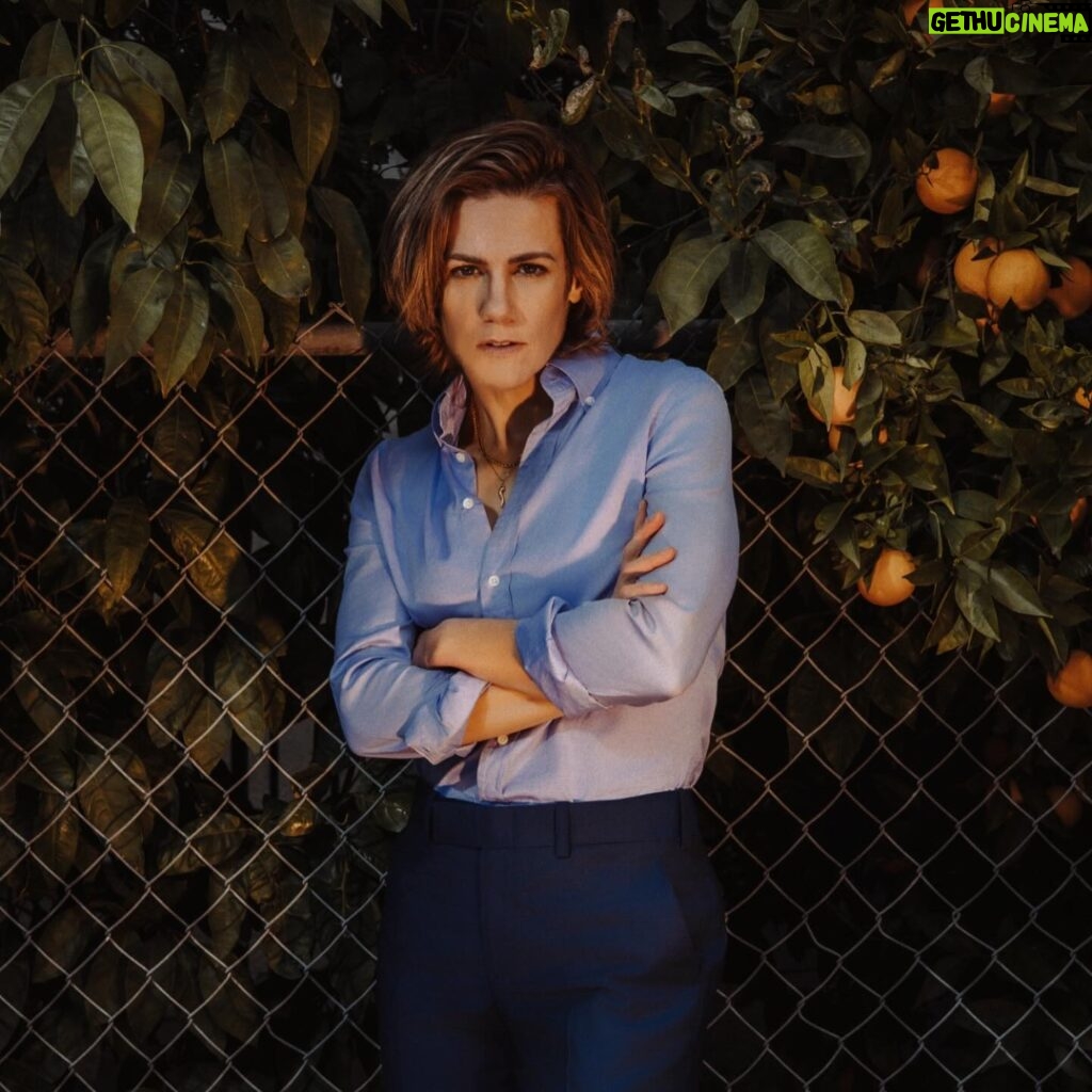 Cameron Esposito Instagram - Ready to play a detective who wears dirty tanks, has sick abs & loves Bob Evans — — — 📸 by @vonswank &💄💋💅by @rachaelvang