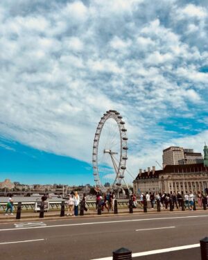 Camila Lucciola Instagram - alive in London London
