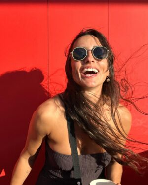 Camila Lucciola Instagram - bem vindos a frequência do agora @sonarfestival