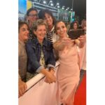 Camila Hirane Instagram – Aquí, en la alfombra roja de @sansebastianfes 💎 hermosa experiencia acompañada de mi hermoso vestido de gasa de seda teñida a mano, del genio argentino @es.gone hecho a medida para mí, desde su headquarter en Palermo. El styling me lo hizo @thisisjla y @octavioferrero el par más estiloso y más divertido del mundo. Chicos los re-amo! GRACIAS!!!
El blazer negro es de @carzogliobuenosaires mi marca favorita de Buenos Aires 🤤
Los accesorios, aros y cartera: @flaneurba 
Glam: @consueortizmakeup para @lorealpro #lorealprospain 
@one__offartists 
✨ gracias, gracias! 
Un saludo a los señoras amorosas con las que me saqué fotos en la alfombra, el público del festival es en verdad maravilloso! fui muy feliz…
A Rita, en cambio, la chihuahua… le dio fiaca la alfombra roja, se quiso quedar en el spa del hotel.