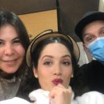 Camila Mateos Instagram - La quinta foto es de Eva en 1937. En 1935 parte a Buenos Aires “con grandes ojos oscuros de mirada un poco triste, sin saber lo que iba a encontrar pero con la determinación inquebrantable de ser actriz” escribe Marysa Navarro en Evita, un libro que me sirvió de guía para conocer a la Eva de Los Toldos. Bueno, dejo este carrete y no jodo más pero entenderán… estoy contenta. 🐣 Gracias @lailadus por esas tardes leyendo poemas, repitiendo mil veces las escenas entre mates y emocion. Te quiero! Vayan a ver #SantaEvita que es una 💎💎💎 @starplusla