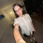 Camila Valero Instagram - los trámites me hacen llorar