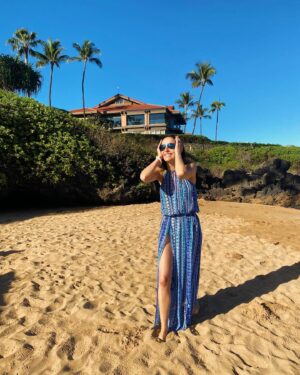 Camilla Belle Instagram - ☀️🏝️🌺🐢🩴🍧🌴🎉🧡