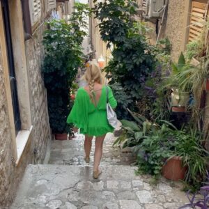 Camille Anderson Instagram - Making core memories in Dubrovnik, Croatia 🇭🇷 I’ve learned that I have a thing for castles 🏰 Loving the architecture, the cable car to the mountain top ended with a beautiful view, and Brooklyn found her dream market 🍭 #croatia #dubrovnik