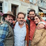Camille Lou Instagram - It’s a wrap 🎬 Interminablement génial! Quelle équipe. Merci à vous tous ! Un poke particulier à mon mari de jeu @hakimjemili qui m’a supporté pendant 2 mois! Merci pour tout 💕👌🏻 Ps: Ça va, on vous dérange pas trop ? #supersublimeexcellent #HappyHappy