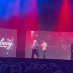 Canan Ergüder Instagram - 19 Eylül Salı akşamı @nkprojeler in sahnelediği Broadway in İstanbul vol. 2 tek galalık gösterisi @maximumuniq Açık Hava'da gerçekleşti. Başta hepimizi bir araya getiren Nurcan Karaca olmak üzere bütün ekip arkadaşlarıma, yönetmenimiz @ugurbaburhan 'a, koreografımız @_nur.dogan_ 'a, müzik direktörümüz @serpilgunseli 'ye, aranjörümüz @canbolian 'a, kostüm tasarımcımız @cihan.nacar 'a ve emeği geçen tüm ensemble dansçılarına, solistlere ve müziyenlere, beni muhteşem yönlendiren dans partnerlerim @yigit_dundar ve @aksaclisahap 'a sonsuz teşekkürlerimi sunarım. Tekrar başka bir projede görüşmek dileğiyle. Muhteşem photolar @verkan6520 eseri