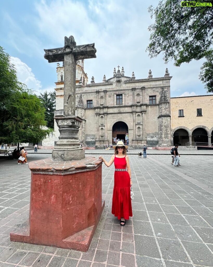 Candace Nelson Instagram - Cheers to (finally) taking time off 🥂 Charles took me to Mexico City to celebrate my birthday and I was blown away by its incredible taquerias, cantinas, markets, art museums, cathedrals, lush parks and walkable boulevards. As an entrepreneur and mom, it can be challenging to take a “true” vacation but whenever I can step away from my daily grind I always feel so much more inspired when I return. To all my entrepreneurs and people with big aspirations - when’s the last time you took some time off? Ps : I will post some specific CDMX recommendations on my stories soon!