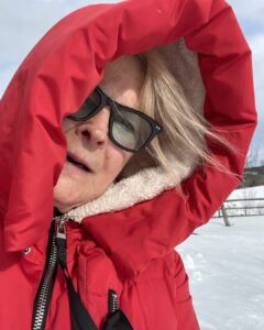 Candice Bergen Instagram - Tried snow-shoeing for the first time today. The hardest thing was putting them on. It’s like wearing size 20 slippers and walking through old ice cream. Day after my second Covid shot. Pfizer. Feeling fine. Just clumsy.