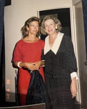 Candice Bergen Instagram - Happy Mother’s Day to all!  I miss my mom