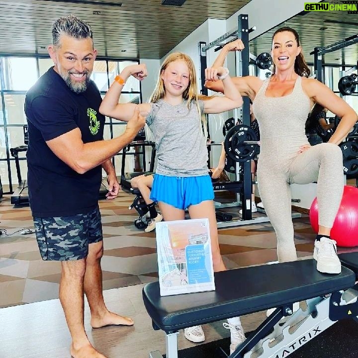 Candice Michelle Instagram - Training literal CHAMPS in Nashville this week! WWE 2 x Champ @mrs_candice_michelle and her World Record holding husband @thegoodchiropractor got in a family session @hotelfraye. They know how to work hard and play hard! Follow @thefitsyndicatenashville for the best wellness events in the city! #Nashville #luxurycondo #fitness #worldrecord #WWE #goodmorning #musicrow #gymlife #health #workhardplayhard #austin #travel