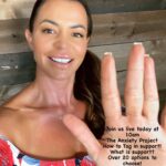 Candice Michelle Instagram - Join me live at 10am as I talk about tagging in support for anxiety! #theanxietyproject