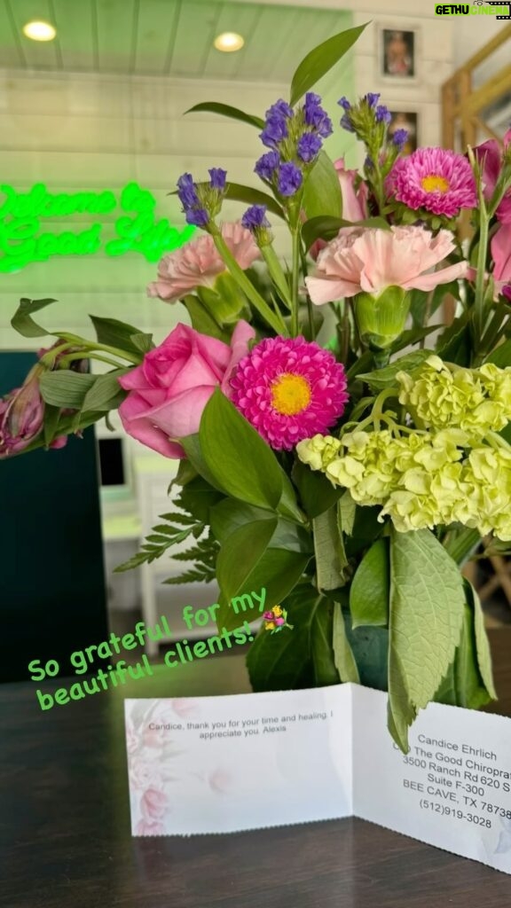 Candice Michelle Instagram - Thank you Alexis for the beautiful flowers! There no better feeling than fighting shoulder to shoulder with someone they healing and reconnecting with themselves again! #emotionalalignment
