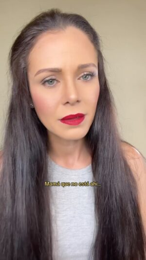 Candy Montesinos Instagram - POV: No eres nadie sin tu madre! Spoiler: Sí soy 🫣 Mamita te amo ♥️ #acting #actuación #actriz #actress #retodeactuación #actúaconcandy #actrizvenezolana #netflixenespañol  #actuaresnoactuar #toactisnottoact #amordemadre #mamá #candymontesinos