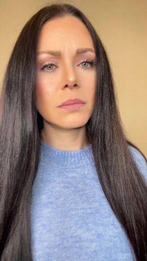 Candy Montesinos Instagram - Aprende a leer las acciones de las personas que te rodean… Las palabras, se las lleva el viento! #acting #actuación #actriz #actress #retodeactuación #actúaconcandy  #candymontesinos #actrizvenezolana #netflixenespañol  #actuaresnoactuar #toactisnottoact #pov
