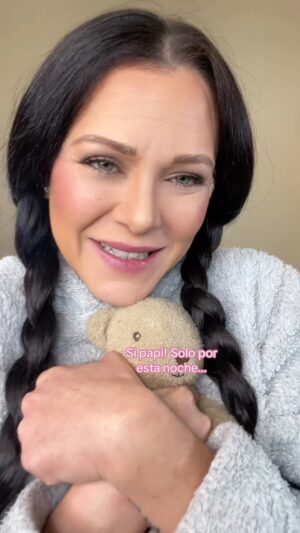 Candy Montesinos Instagram - Valora a tus seres queridos, antes que sea demasiado tarde; porque sí, a veces, puede ser demasiado tarde! #acting #actuación #actriz #actress #retodeactuación #actúaconcandy  #candymontesinos #actrizvenezolana #netflixenespañol  #actuaresnoactuar #toactisnottoact #pov #valoraatusseresqueridos