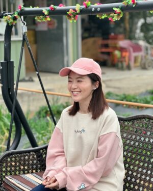 Candy Yang Instagram - .
睽違已久！新的一集來囉！
這一次帶大家去大湖採草莓❤️
非常珍貴的一集，算一算今年6月15號在台灣的故事就要滿25歲了耶！
我們5月30號星期四
晚上10:15不見不散喔！
#在台灣的故事
#三立台灣台
@story_of_taiwan