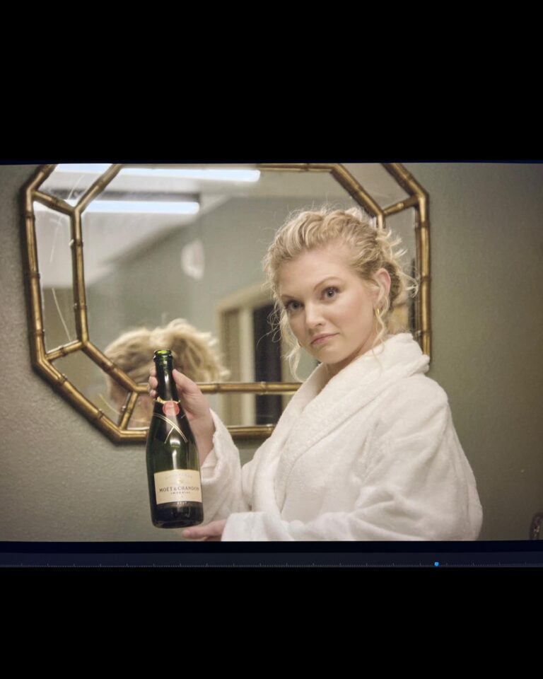 Cariba Heine Instagram - If last year was the year of never ending highs, this was a year of extreme highs and lows and ended on a heartbreaking note. Obviously the photos of the lows are few and far between but I feel lucky to have so many captured memories with those that make the lows bearable and the highs all the sweeter.. Still working on what exactly I want to share on here a year later and that largely goes hand in hand with this years lessons in allowing everything in its right time.. ✋🤚 hands off that wheel. As a side note, I've experienced and seen a lot of stranger-kindness this week which has buoyed my spirits. The small things make a big difference. Happy New Year petals.