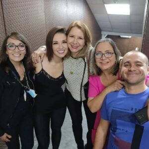Caridad Canelón Instagram - Felices, celebrando el éxito de #Relatos Borrachos con mis amados @elbaescobar @danialvarado323 y @josemanuelsuarezzz 
Con tres funciones agotadas en el @cculturalbod