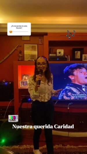 Caridad Canelón Instagram - Disfrutando de la voz maravillosa de nuestra amiga y gran actriz / cantante @caric7 en la despedida de nuestra amiga @aliciaplazaoficial que se muda a #españa junto a su familia.

Se acuerdan del nombre de esta canción y a que #telenovela perteneció.

#cancion #venezolana #venezuela🇻🇪 #artista #musica #compositor #reunion #festejar #amigos #actriz