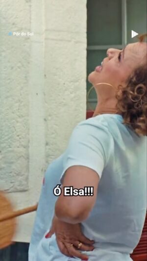 Carla Andrino Instagram - Aquele conselho básico válido para todo o mês dos Santos Populares. 🐟

▶️(Re)vê o «Pôr do Sol» na #RTPPlay.

#rtp #pordosol #santospopulares #meme