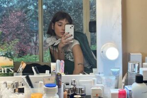 Carla Campra Instagram - Sois una maravilla.
Sagrada FAMILIA 2 @netflixes