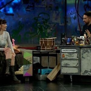 Carla Campra Instagram - Ayer fue divertidísima la entrevista en la @laresistenciacero ¿se me nota?