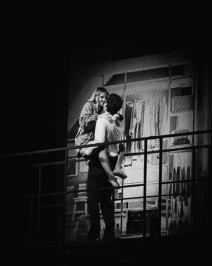 Carla Hugon Instagram - Alexandra Owens, merci pour tout ce que tu m’as apporté durant ces 3 mois 🪩🕺🏼🤍

Hier marquait la fin de la tournée Flashdance à @laseinemusicale avec cette équipe d’amour qui aura marqué ma vie 🫶🏻 

Merci à @cecilechaduteau et @philippehersen pour leur confiance et leur bienveillance. Merci à @theoagate pour sa patience et @andiemasazza pour la capitaine en or qu’elle a été 🫶🏻 Et merci à toute cette team d’acier pour tout💗

📸 @pbelenfant