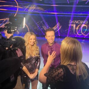 Carley Stenson Instagram - Eeeek I’m on my way to the studios x 
@markhanretty and I dance next week but I’m so excited to cheer on the class of 2023 @dancingonice tonight @itv 18.30 whoop whoop! X 

#skate #skating #dancing #icedancing #ice #choreography