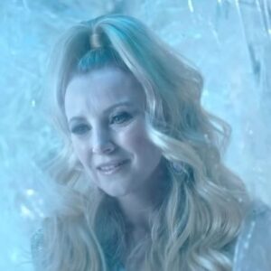 Carley Stenson Instagram - ❄️❄️ gaaahhhhh!!! ❄️❄️

#DancingOnIce @dancingonice @markhanretty