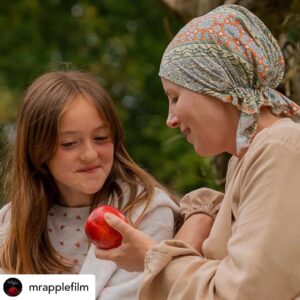 Carley Stenson Instagram - I cried when I got this job ..with honour and pride..it lived up to its expectations ❤️❤️ 🍎 ❤️❤️Posted @withregram • @mrapplefilm We are so so proud to announce Mr Apple will have its exclusive worldwide premiere at Cineworld Northampton on December 18th 2023!

We couldn't be more excited to show our film on the big screen 🍎.

Join us and book your tickets via the link in our bio!

#mrapplefilm