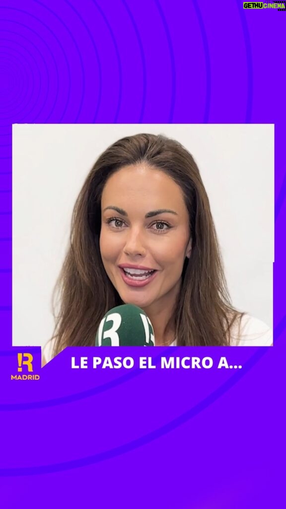 Carlota Corredera Instagram - 🎤🔥 Le paso el micro a... #radiofònics #madrid #viral