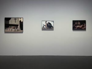 Carlota Guerrero Instagram - “Caroline, Dana, Mabel, Flor” 2021, our extreme contouring vision on view at @staatsgaleriestuttgart
 
@carolineplz ♾ 

curated by @marionavaldestorrella @galeriekernweine 

special thanks @bissamorena @mgaminde @dana_nala @florvioletasobrequespalma @mabelolea_