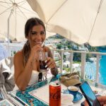 Carly Santos Instagram – A acabar com as coca colas todas de Itália 🇮🇹