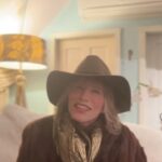 Carly Simon Instagram - Howdy partner 🐄🤠