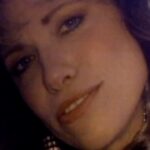 Carly Simon Instagram - Do you believe in love?