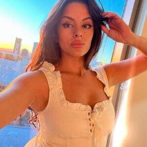 Carmela Zumbado Instagram - Sunset on Sunset 🌆