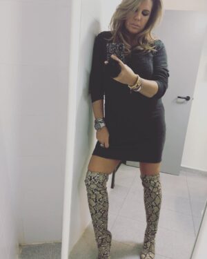 Carmen Porter Instagram - En mi canal de YouTube tenéis nuevo vídeo!!! Os abro mi zapatero!!!! https://www.youtube.com/watch?v=1hORmbg9UJQ