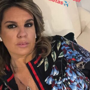 Carmen Porter Instagram - Gracias por todo lo que nos has dado 2018!!!! Prepárate 2019!!!🎉🎉🎆🌠🍾🎊