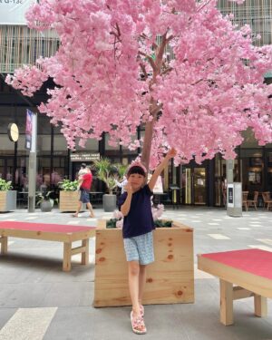 Carmen Soo Instagram - S T A Y C A T I O N
Over the weekend we took Béa for a little celebration after her week long school assessments.
Needless to say she had a blast.
🍉👙🌞🌸🍦🥰♥️
