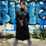 Carmen Becerra Instagram - Como una verdadera chica mala😈 🤌🏻🤣 Gabardina: @shein_mex @sheinofficial ID : 20764285 ✨️Código de descuento 15%: SHEINSW4679  . . #sheinstyleweek #sheinspo #sheinforall #ad