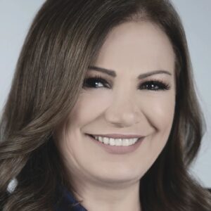 Carmen Lebbos Instagram - بس تقول #جيزيل_خوري مستحيل ما تتذكر وجها وهي مبتسمة رغم كل يلي قطعت في. الرحمة لروح أحد أهم الوجوه الإعلامية اللبنانية يلي تركت بصمة ما بتشبه حدا 🙏🏼🙏🏼💔