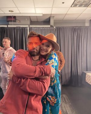 Carmit Bachar Instagram - @ricky_martin You are one of one! 
My heart is so full of joy watching you SHINE so bright✨ The show was incredible & you are magic! It was amazing to reunite with so many old friends still the same beautiful energy💕 The “Family” is real 🙌🏼
Almost 30 years later, not to mention you look and sound insane! I love you beyond💋 
Was Livin La Vida Loca w/my boo @chonique who choreo with @lisetteslife & shout out to all the other choreographers & dancers who killed it up there!! Dale! @jlvn1161 📸 @leandrovco