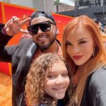 Carmit Bachar Instagram - This Pussycat had a blast with my kitten @kealarose_ 🧡@garfieldmovie @sonypictures @prattprattpratt #garfieldmovie #orangecarpet Ty @michelangelo 😘 @gettyimages