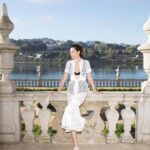 Carol Alt Instagram - “Grateful for this gorgeous day! Happy Sunday, everyone. Get outside and make the most of it. 🌞 📸 Captured by @ezequieldelarosa for @jezmagazine. #Portugal #Porto #SundayFunday”